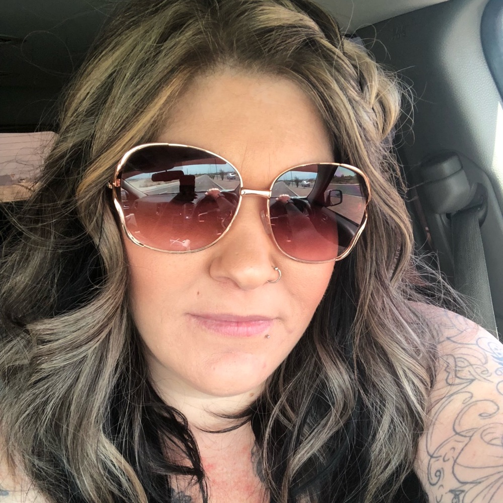 Meet your Posher, Christyna